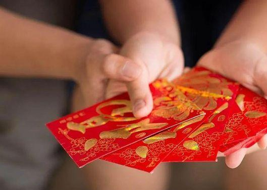 关切员工父母，为员工父母设置关切金造度